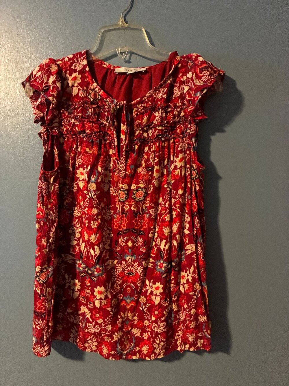 Loft red flowered shell/sleeveless top - M